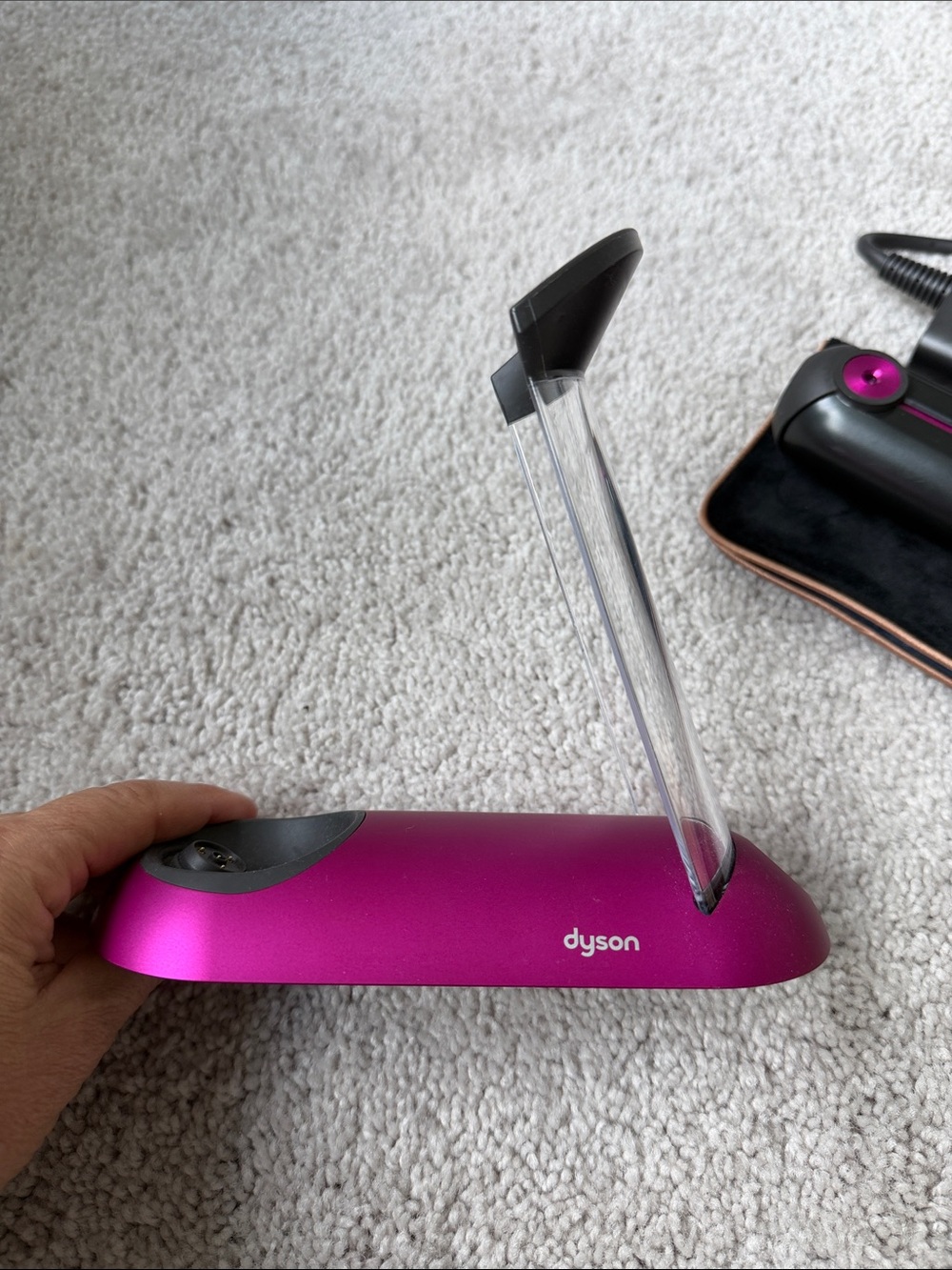 Dyson Coralle Hair Straightener Flat Iron in Black and Fuchsia Charger & Stand - Picture 2 of 7